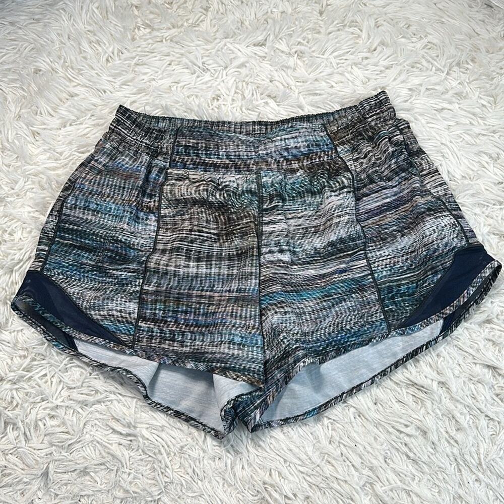 Lululemon Hotty Hot Short *Long 4" Digital Oasis Grey Multi / True Navy